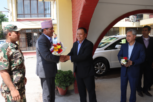 आन्तरिक विद्युत् खपत क्षमता वृद्धि मुख्य प्राथमिकतामा : ऊर्जा मन्त्री बस्नेत